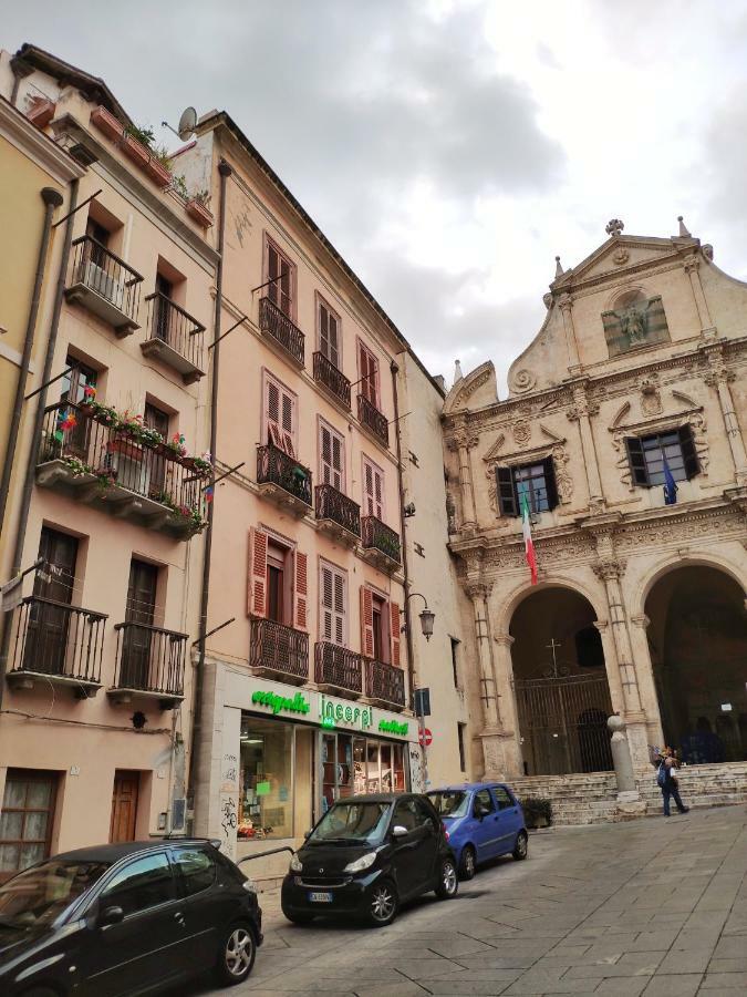 Domu 'E Casteddu Apartman Cagliari Kültér fotó